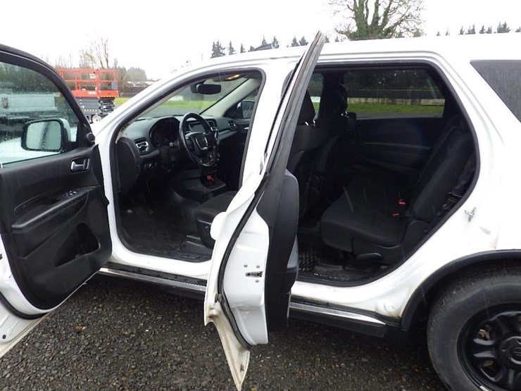 2021-dodge-durango-image-21