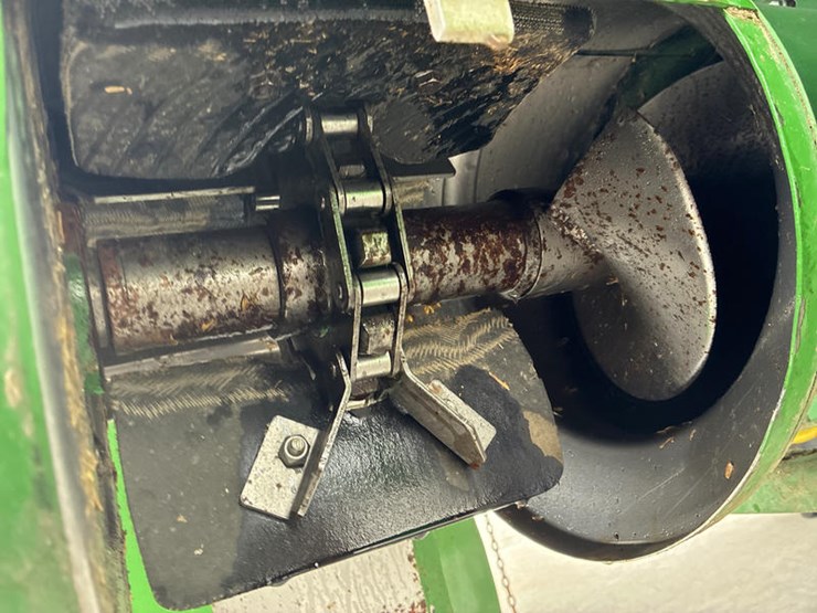 2014-john-deere-s670-image-81