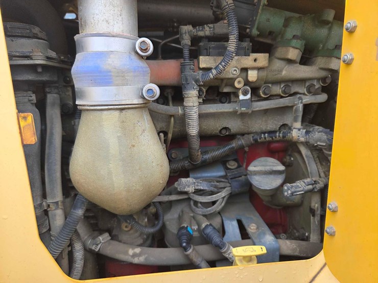 2016-gehl-rs8-42-image-13