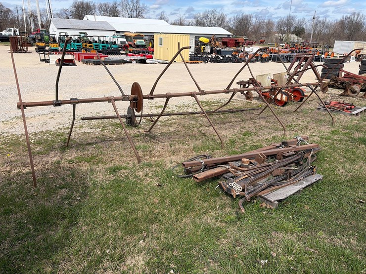 john-deere-8-image-1