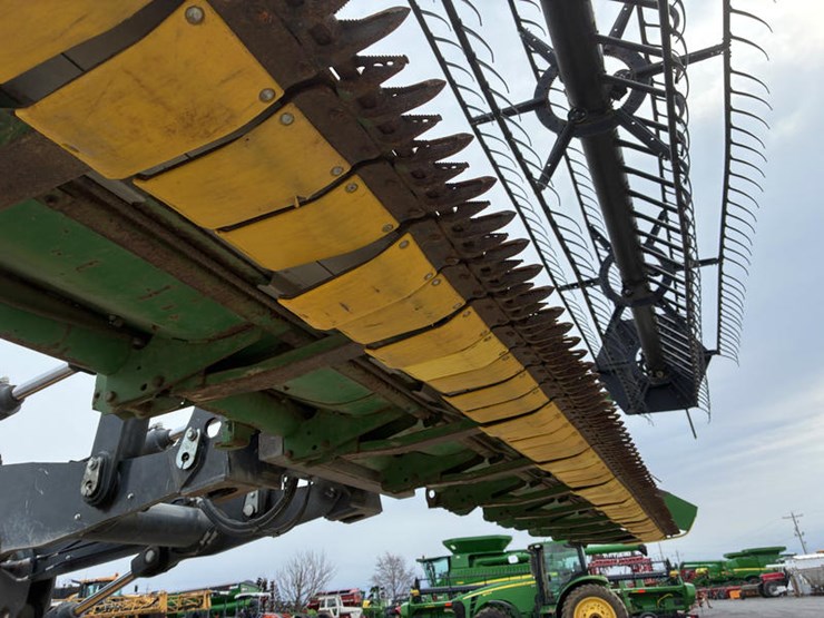 2012-john-deere-630f-image-28