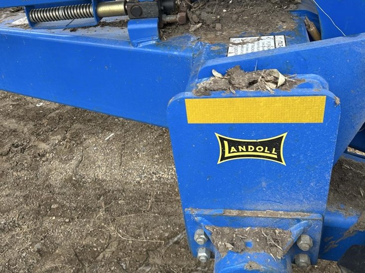 2019-landoll-7833-40-image-29