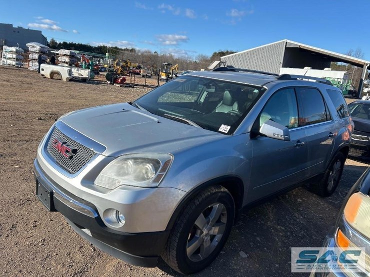 2012-gmc-acadia-slt-image-4