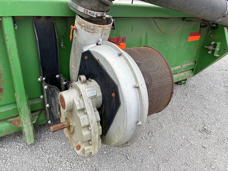 2012-john-deere-630f-image-16