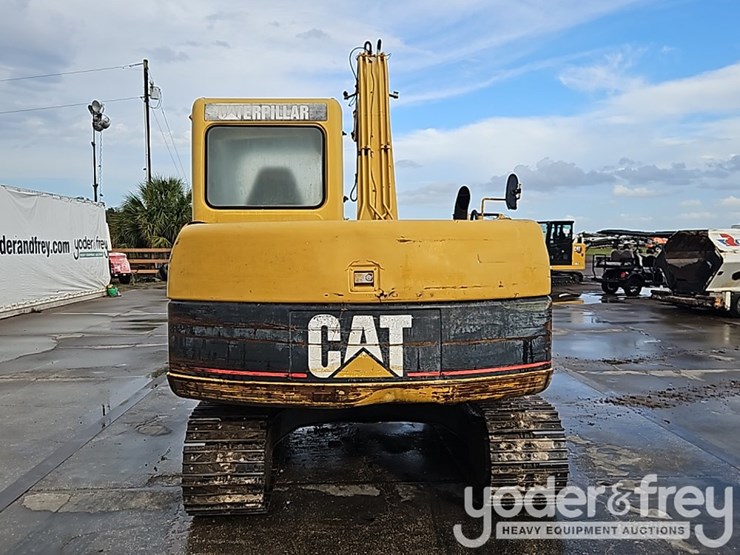 caterpillar-307c-image-27
