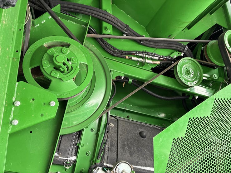 2018-john-deere-s790-image-37