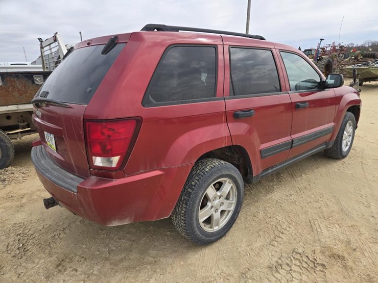2006-jeep-grand-cherokee-laredo-image-6