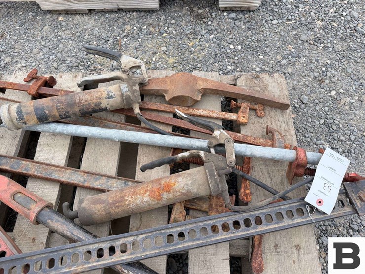 hi-lift-jacks,-grease-guns,-post-pounders,-misc.-tools-image-4