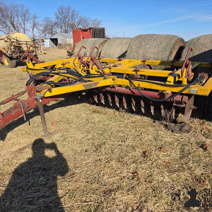Binkley-Wilbeck 2111 Digger Disc Ripper