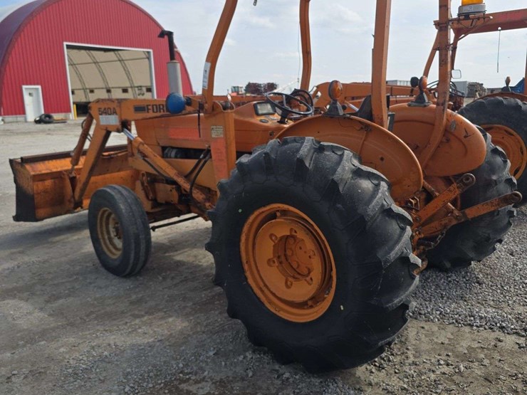 1982-ford-540-image-6