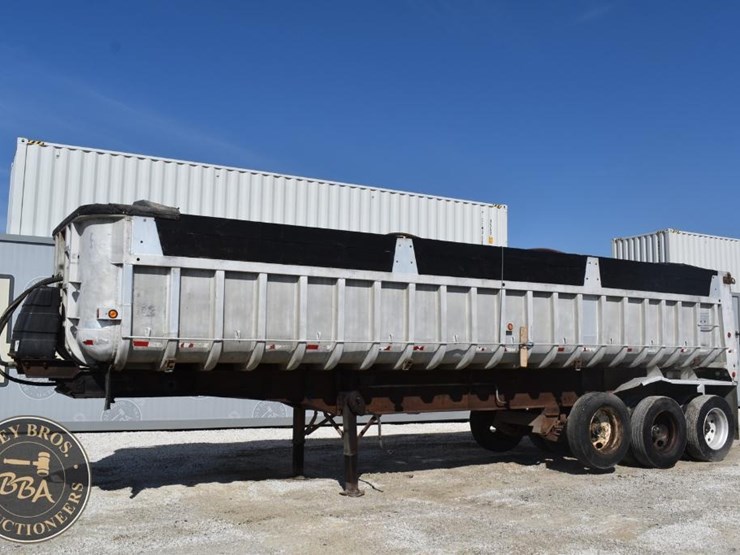 1979-fruehauf-trailer-image-3