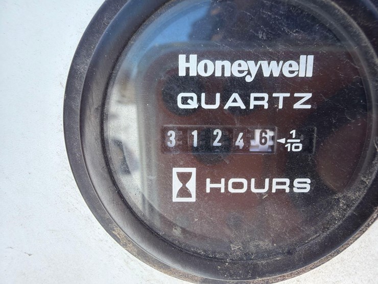 2016-skyjack-sj45t-image-17