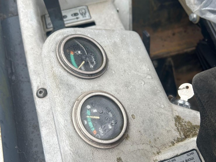 2000-bobcat-334c-image-21