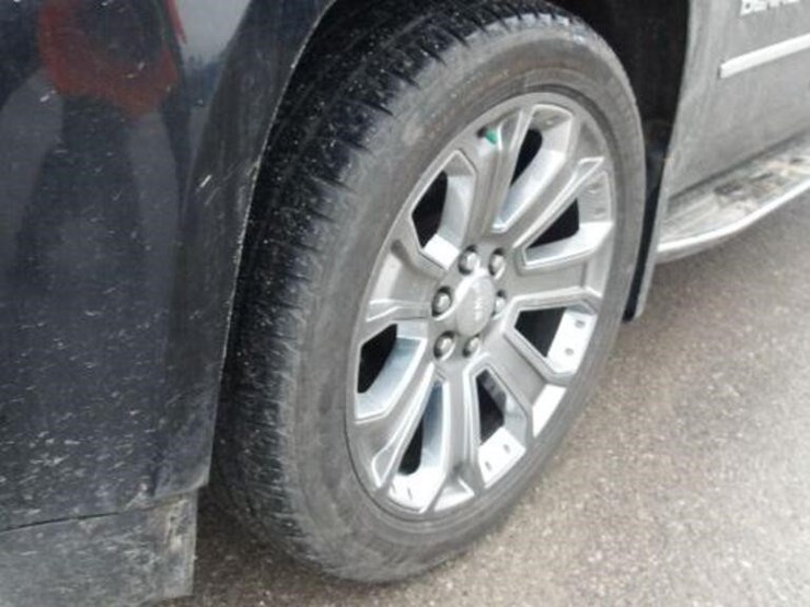 2016-gmc-yukon-denali-image-99