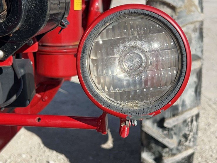 farmall-130-image-25