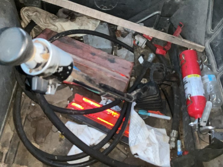 1989-mack-dm690s-image-10