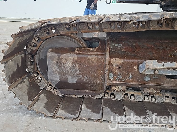 2020-volvo-ec200el-image-25