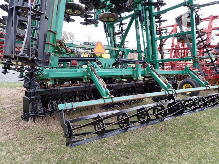 great-plains-4000tt-image-9