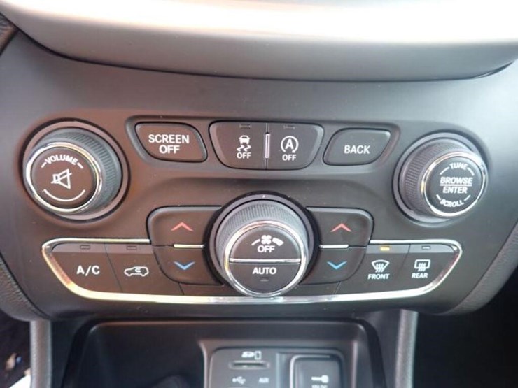 jeep-cherokee-image-28