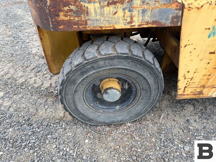 hyster-50-forklift-image-23