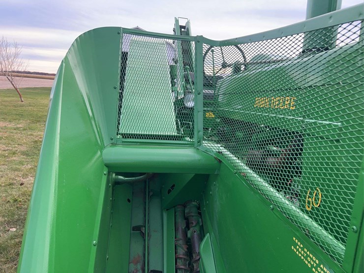 john-deere-227-image-15
