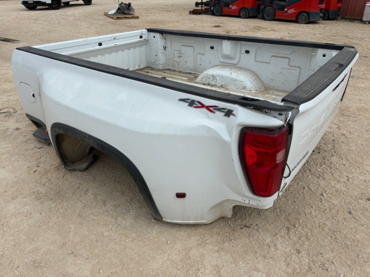 chevy-dually-truck-bed-image-4