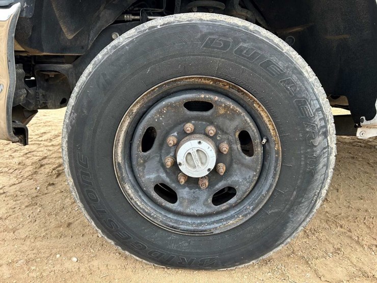 2016-ford-f250-xl-image-12