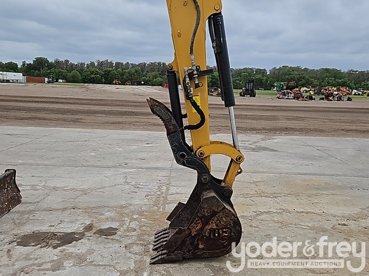 2023-caterpillar-306-image-18