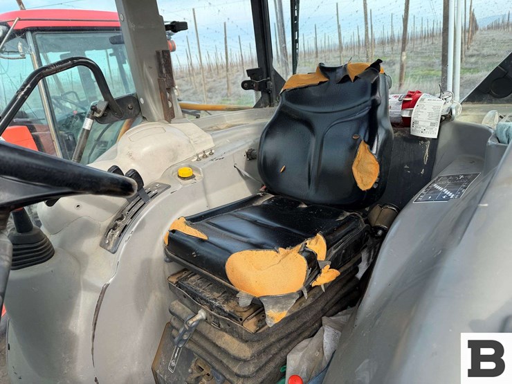 2016-kubota-m8540hd-image-34