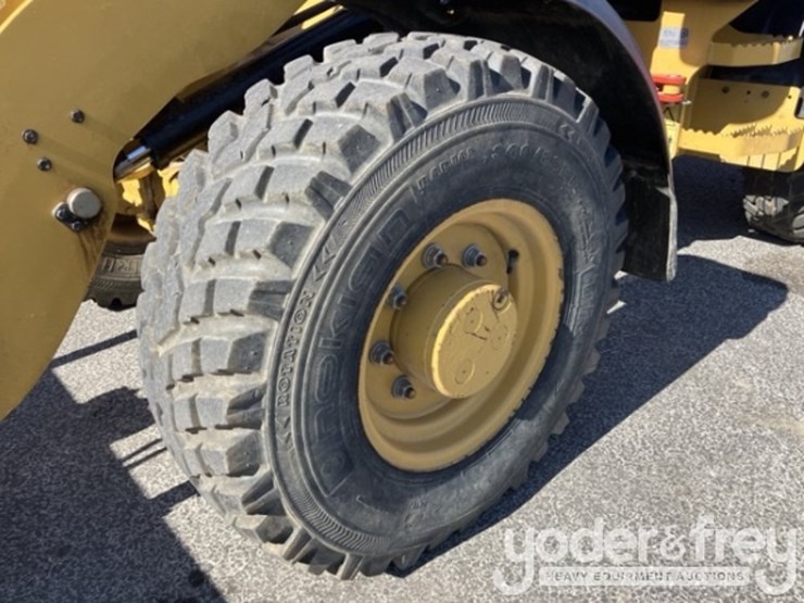 2014-caterpillar-907h2-image-9