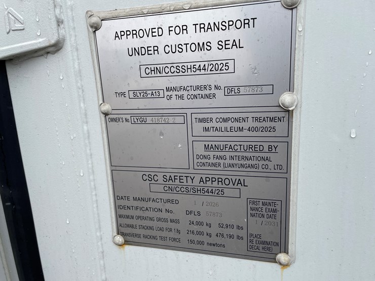 #2025-•-40'-high-cube-shipping-container-image-11