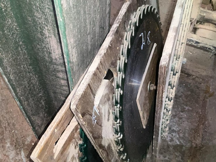 #218-•-salem-3-saw-board-edger-image-57