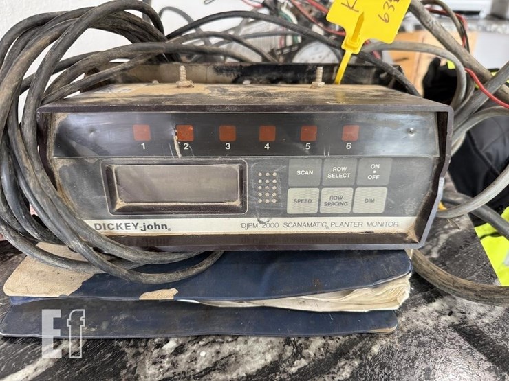 2000-kinze-2000-image-14