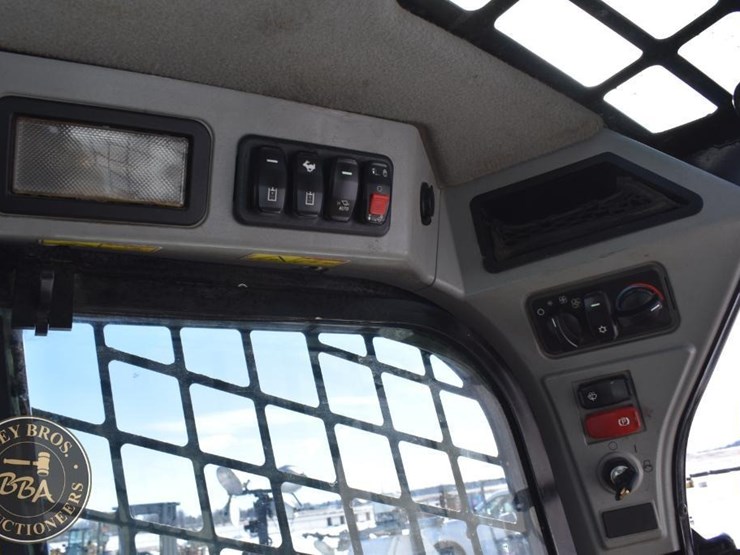 2020-caterpillar-289d3-image-108