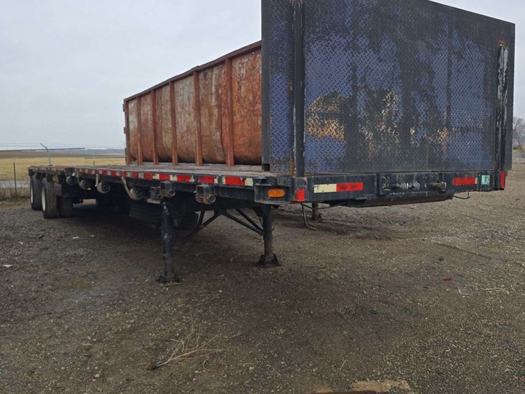 48ft-flatbed-semi-trailer,-tandem-axle,-wood-floor,-tie-downs,-spare-tire,-side-toolboxes,-spring-ride,-11r22.5,-image-3
