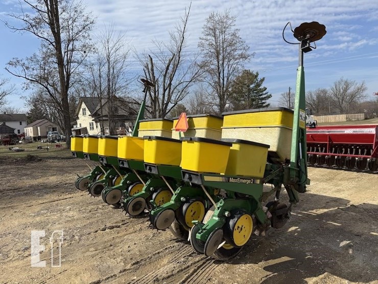 1993-john-deere-7200-image-4