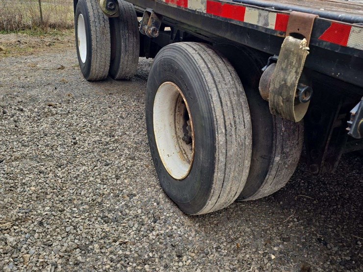 48ft-flatbed-semi-trailer,-tandem-axle,-wood-floor,-tie-downs,-spare-tire,-side-toolboxes,-spring-ride,-11r22.5,-image-5