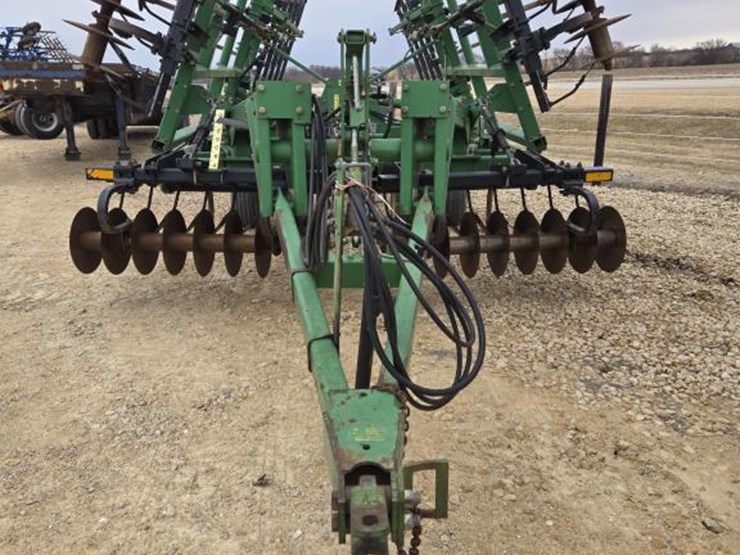 john-deere-726-image-14