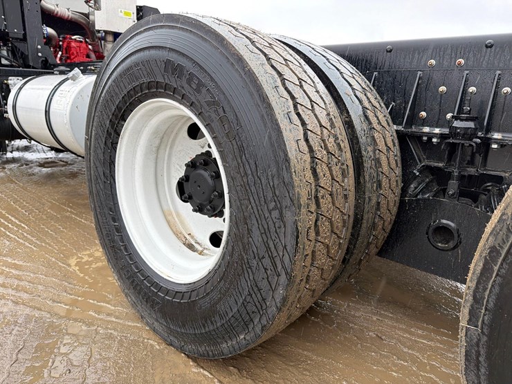 2025-dennis-eagle-proview-image-8