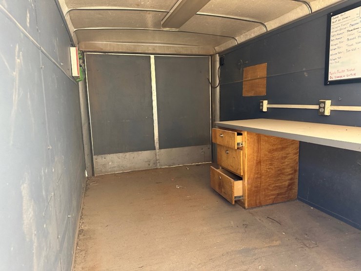 2008-cargo-wells-image-7