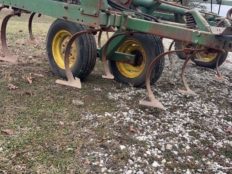 john-deere-1010-image-5