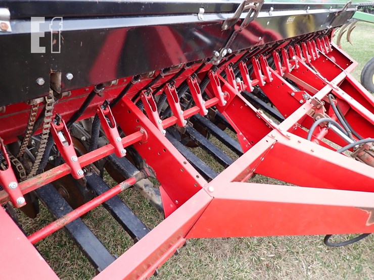 case-ih-5300-image-2