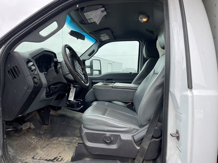 2014-ford-f550-xl-image-48