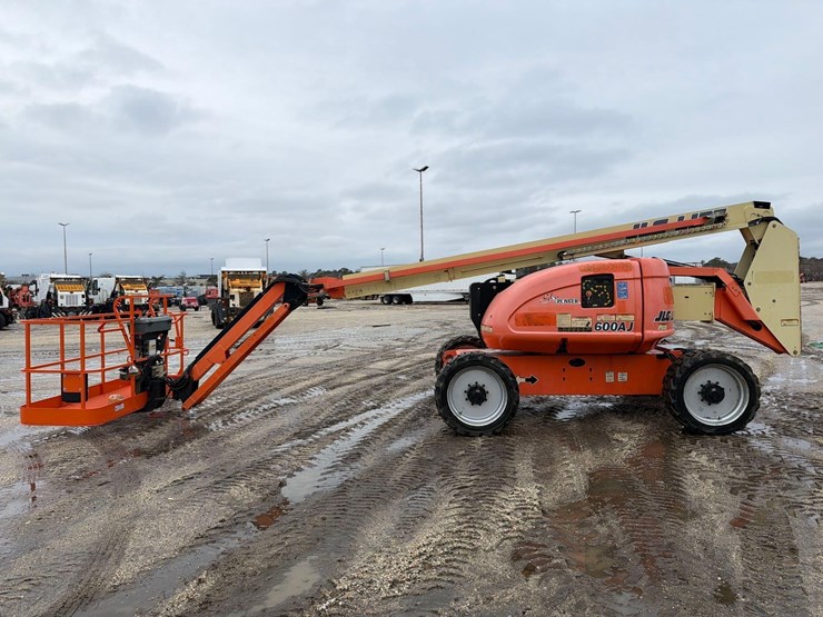 jlg-600aj-image-1