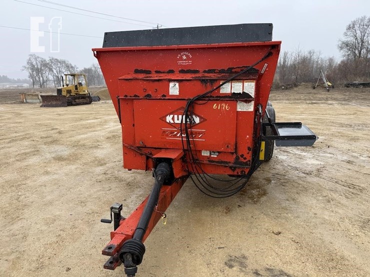 kuhn-knight-8124-image-2