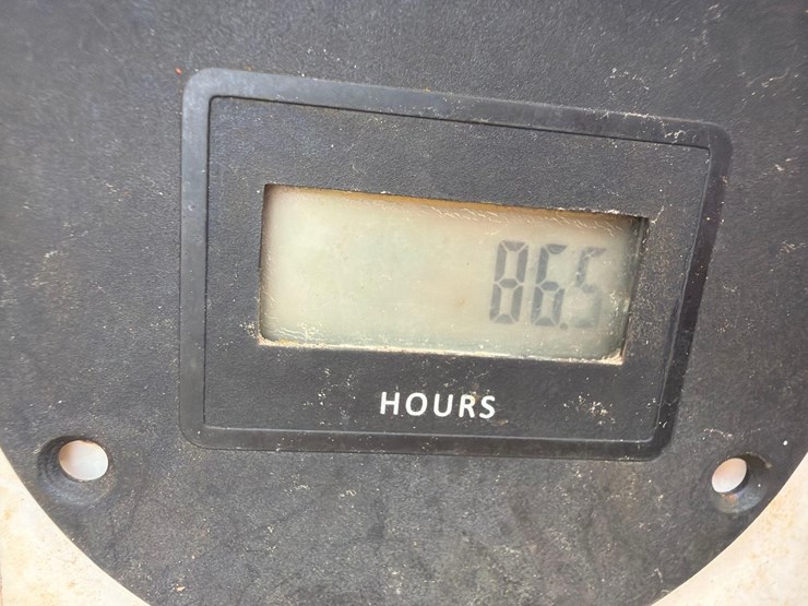 2016-hy-brid-lifts-hb-1430-image-6