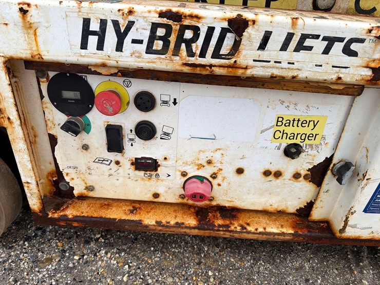 2016-hy-brid-lifts-hb-1430-image-5