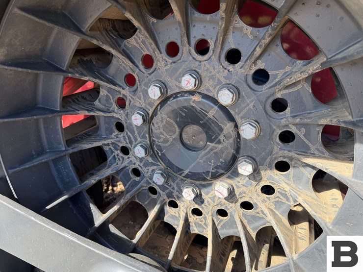 2024-case-ih-525-image-63