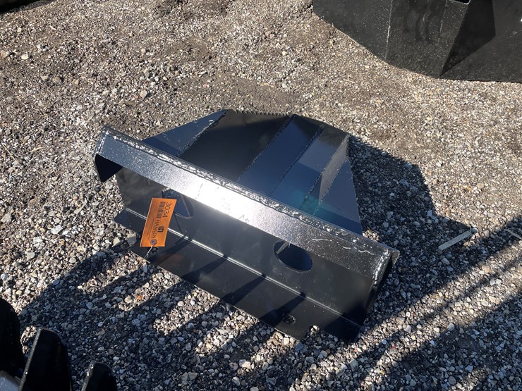 #3034-•-mini-skid-steer-tree-spade-attachment-image-4