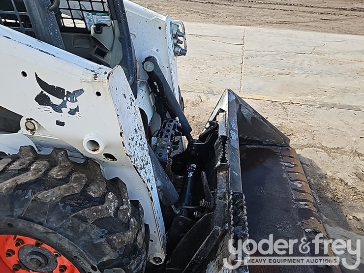 2019-bobcat-s570-image-10